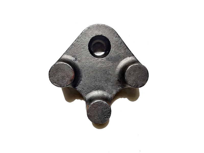 定制鍛件、鍛造產(chǎn)品：三一重卡汽車擋泥板支座